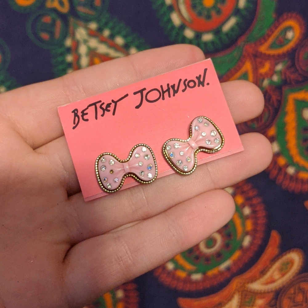 NWT Betsey Johnson Dollhouse Stud Earrings